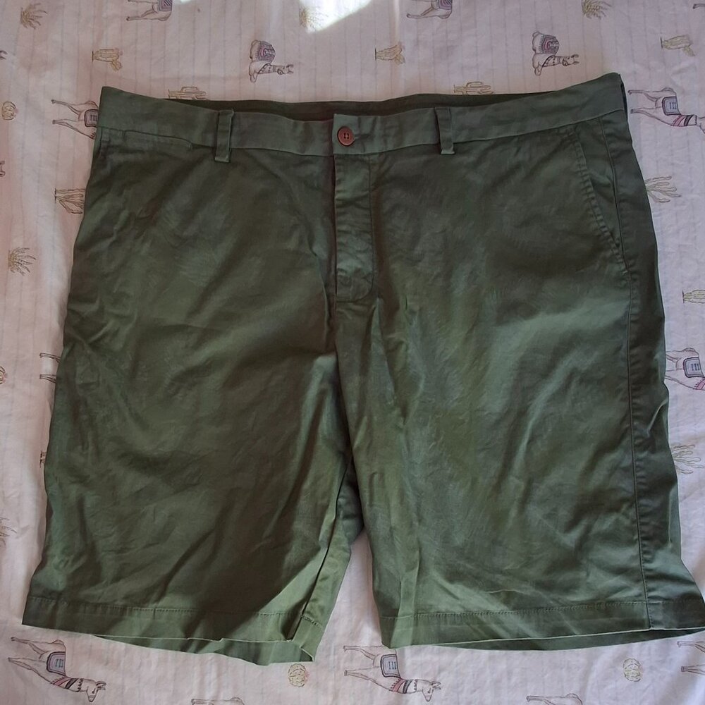 TOMMY BAHAMA Men's Green Shorts Size 42